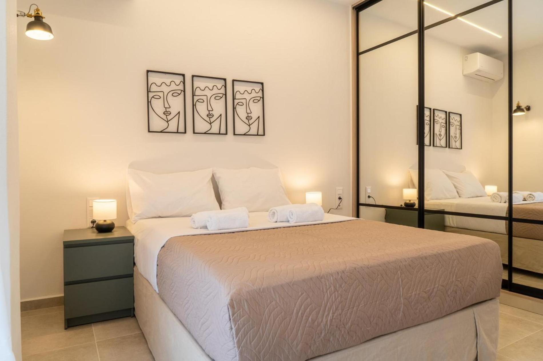 Pananos Sq. House I Apartment Heraklion  Bagian luar foto