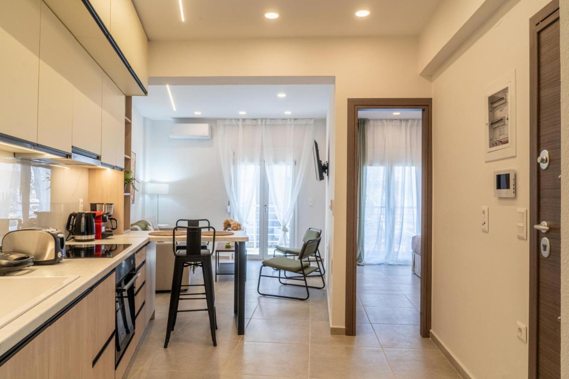 Pananos Sq. House I Apartment Heraklion  Bagian luar foto